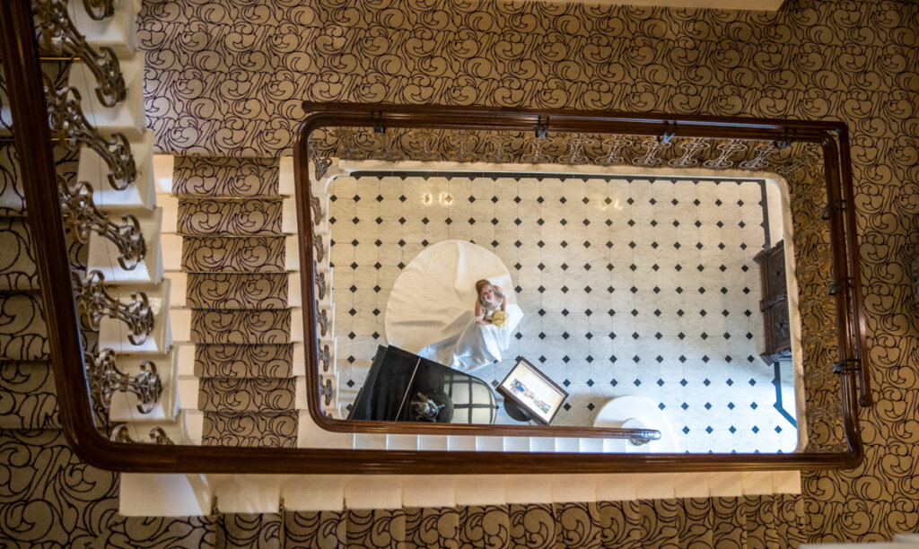 bride, leaving, hotel, reception, wedding dress.