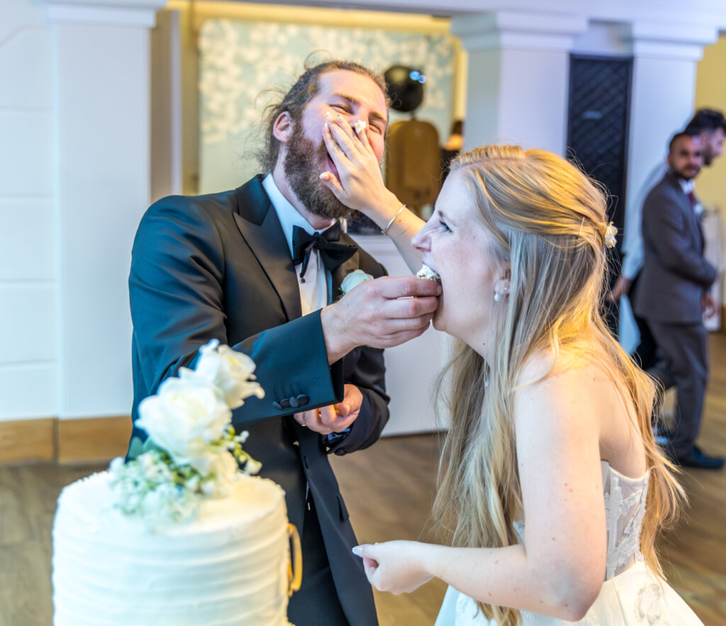 cake, cutting, wedding, bride, groom, fun, taste 